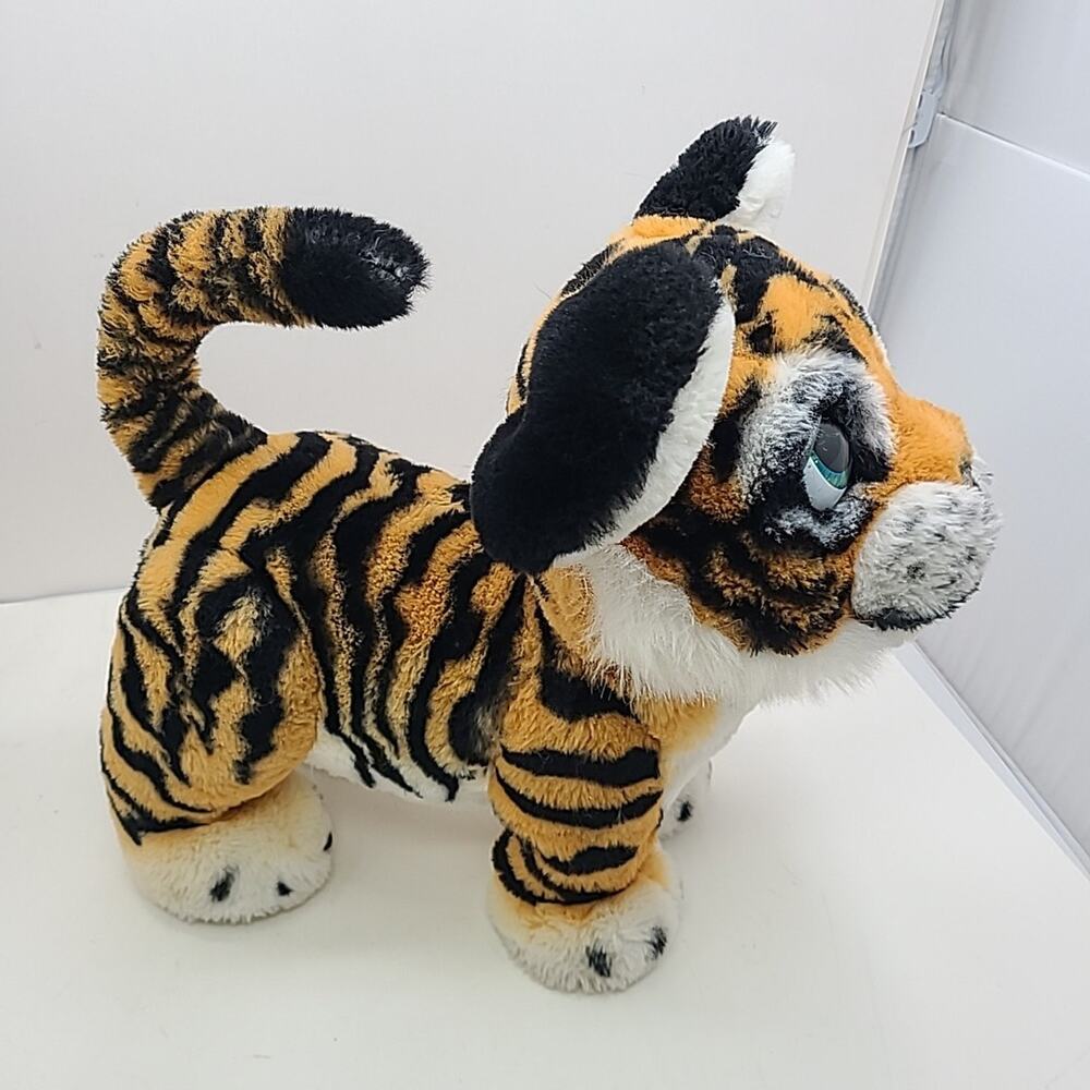 FurReal Roarin' Tyler The Playful Tiger Interactive Plush Toy 2016 Tested Works - Picture 8 of 14